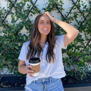 Meet your Posher, Kelly